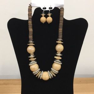 New Chunk necklace and earring set.